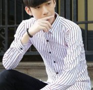 會穿條紋襯衫的男士，更帥更有魅力